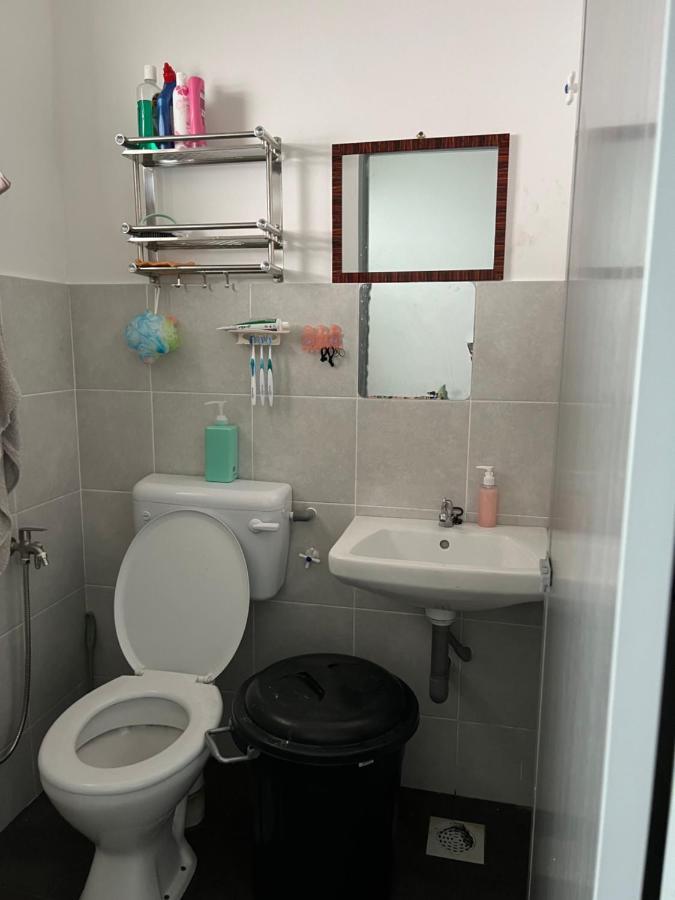 Mieda Rizqi Homestay Kampong Melayu Changkat Larah Exterior foto