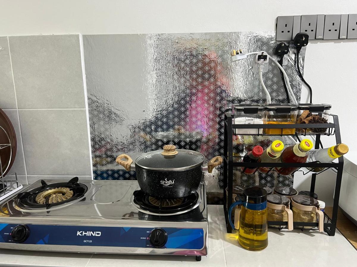 Mieda Rizqi Homestay Kampong Melayu Changkat Larah Exterior foto