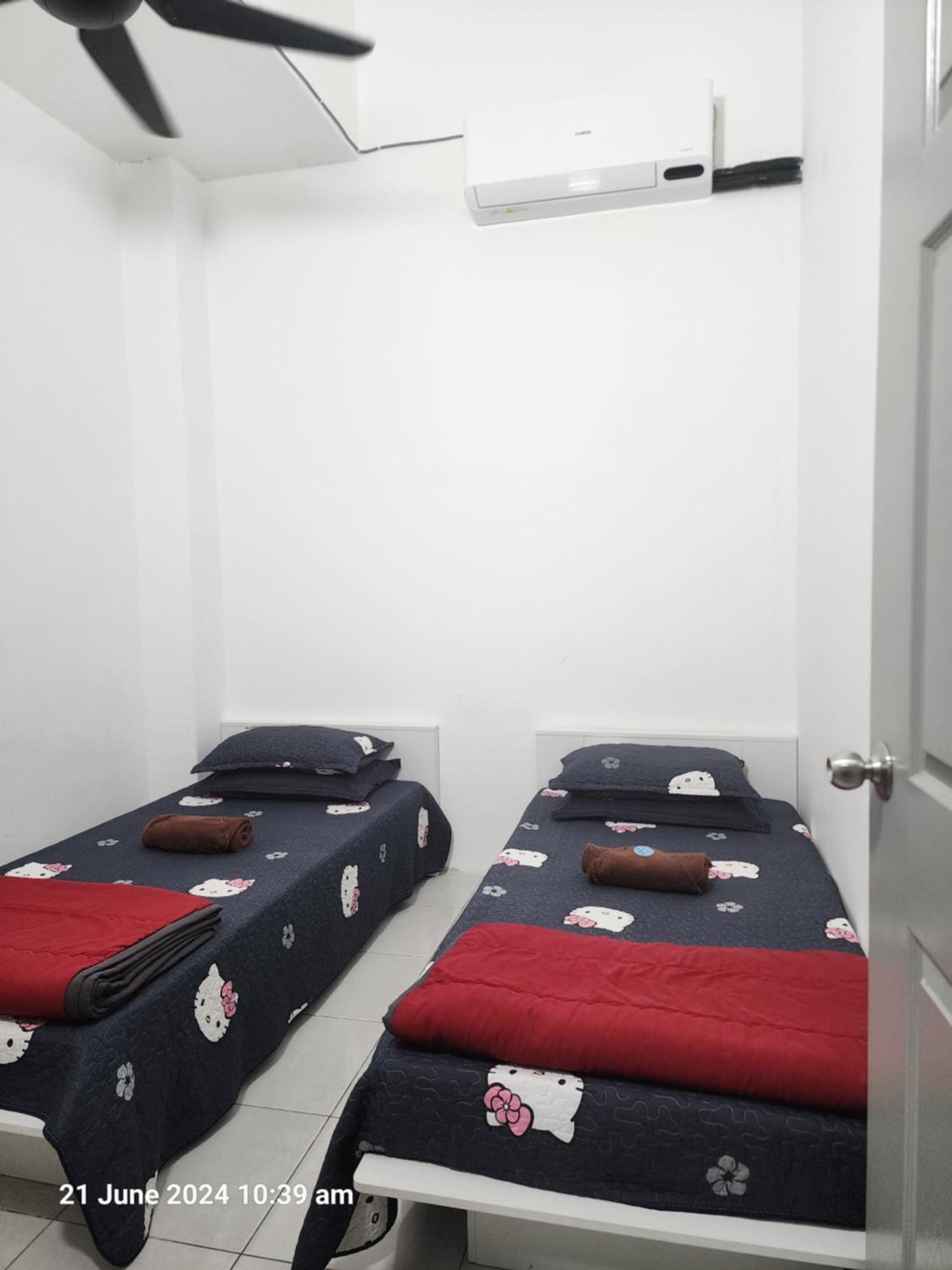 Mieda Rizqi Homestay Kampong Melayu Changkat Larah Exterior foto